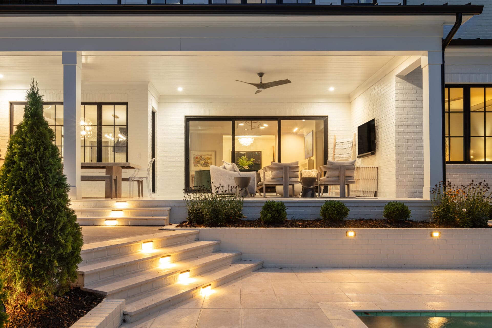 outdoor lighting in franklin for pool deck area