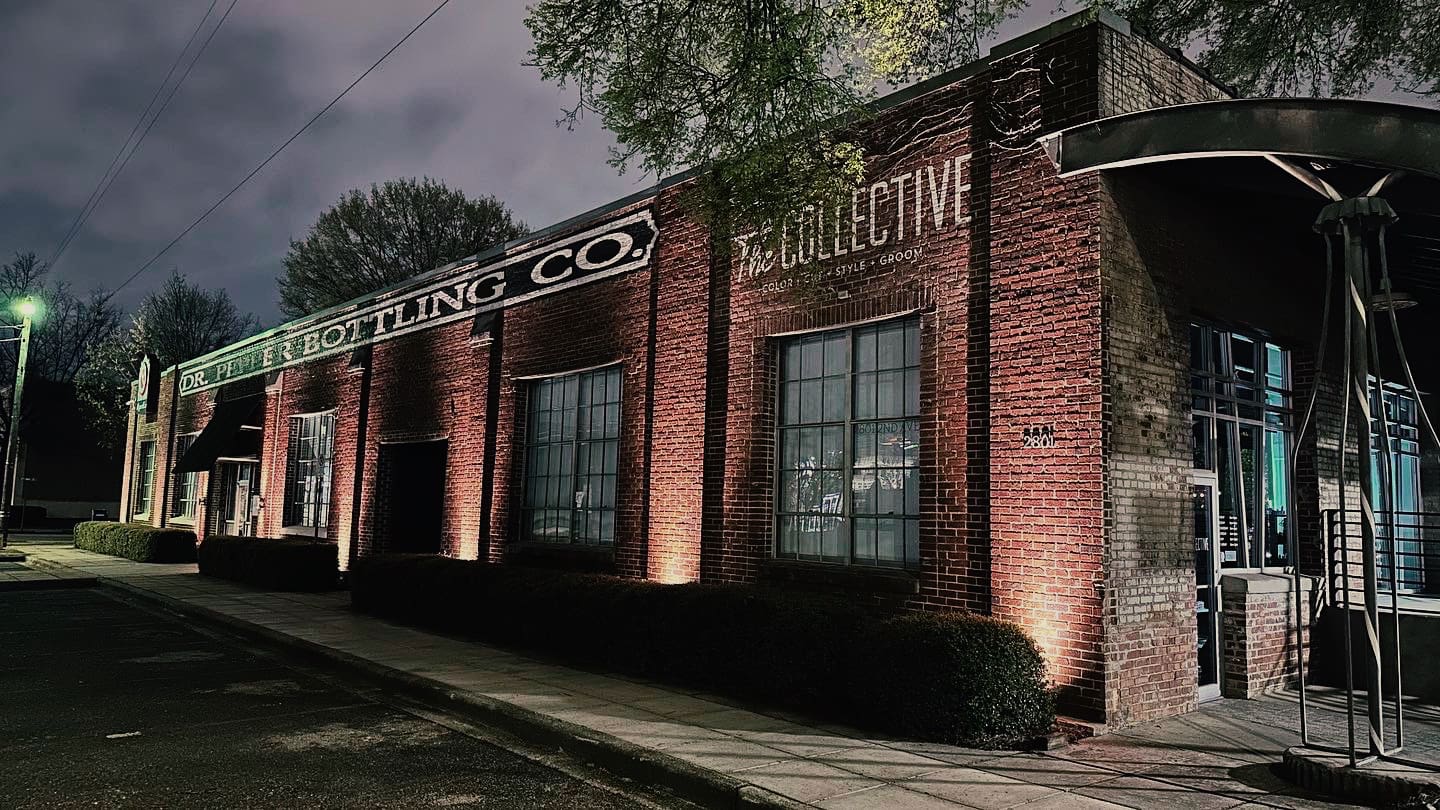 outdoor lights at dr. pepper bottling co.